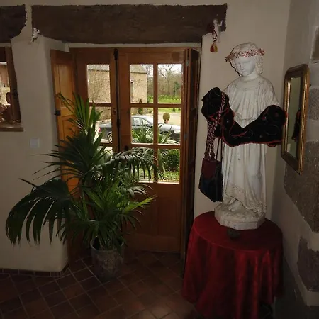 Manoir De La Branche Bed & Breakfast Maen Roch