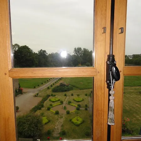 Manoir De La Branche Maen Roch