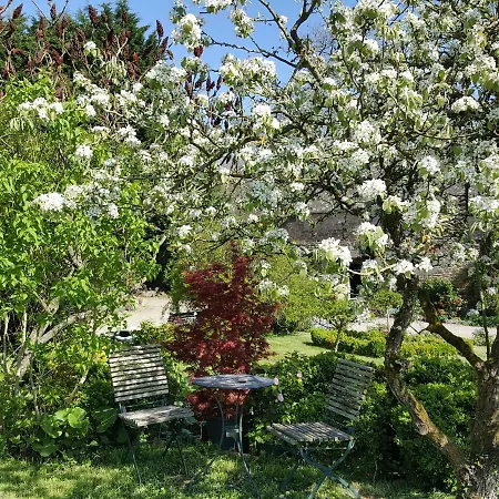 Manoir De La Branche Bed & Breakfast 4*