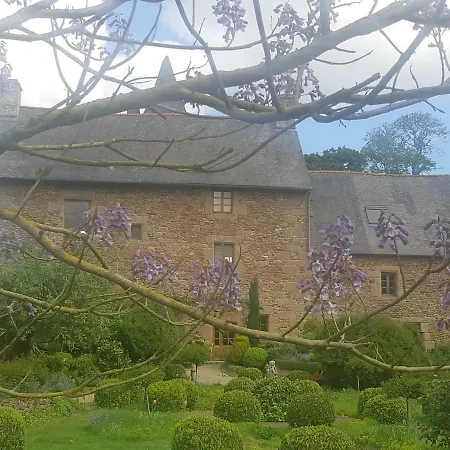 Manoir De La Branche Bed & Breakfast Maen Roch